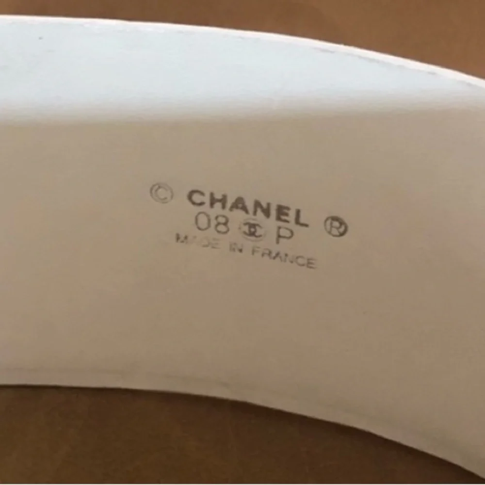 White Suede Chanel Gripoix Pate De Verre Belt Year 2008